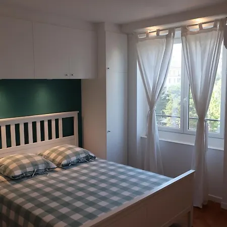 Central 1 Apartment Craiova