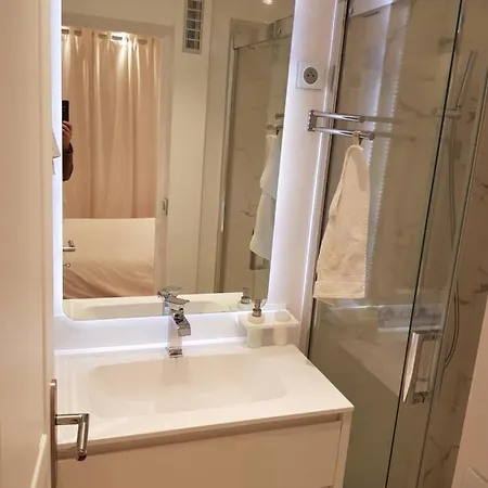 Central 1 Apartment